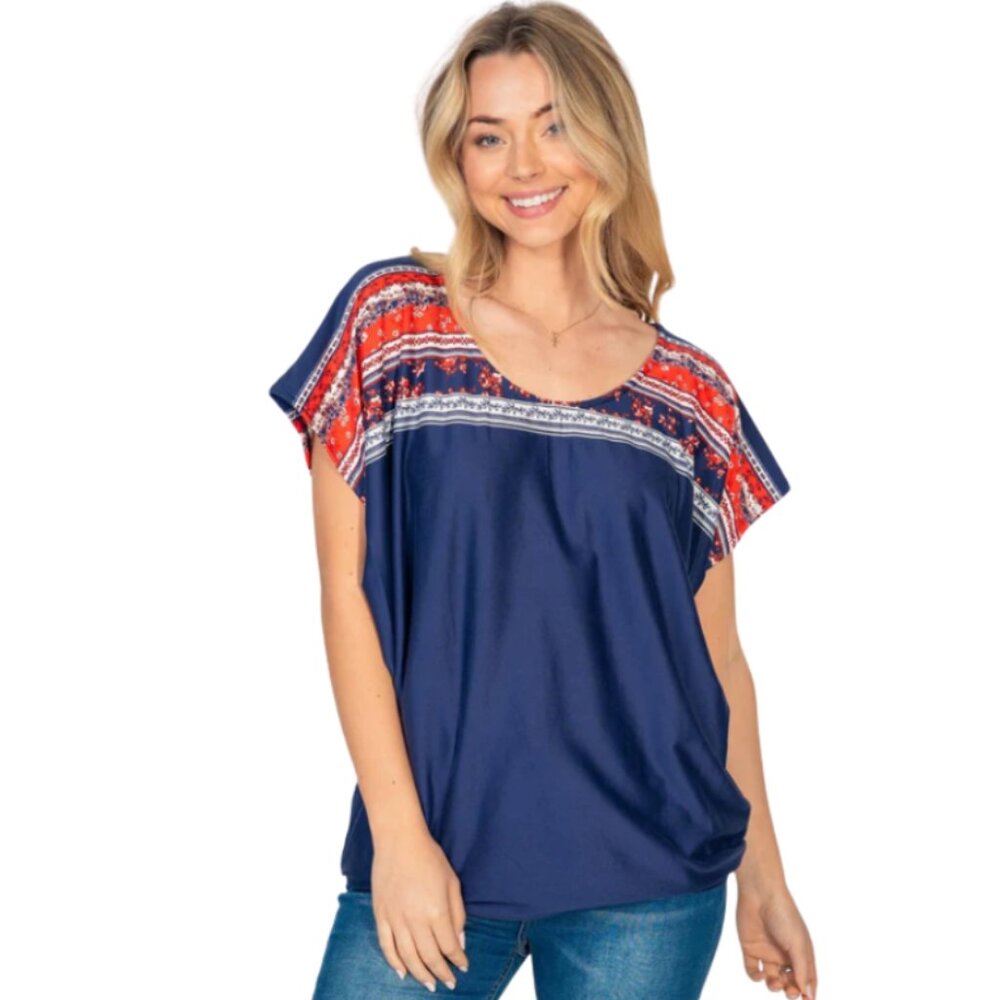 ✨5/$25✨Flowy Floral Top